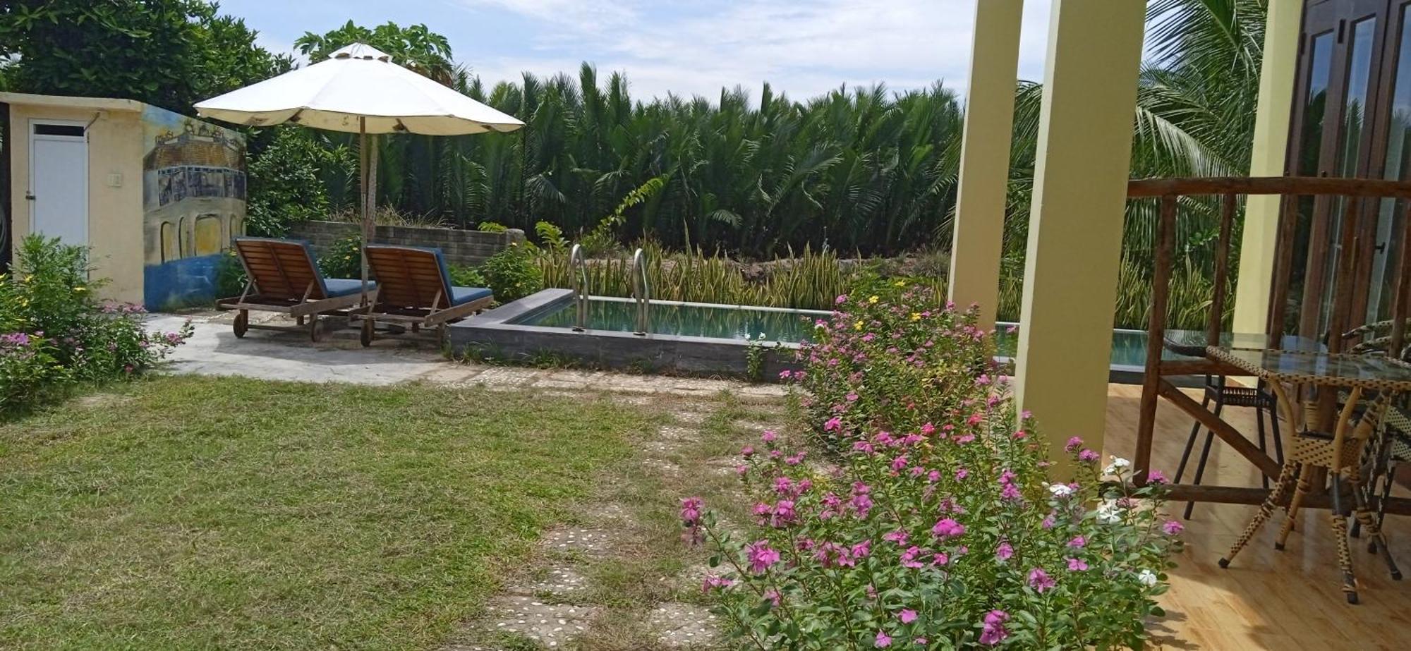 Lakeview Villa Homestay Хойан Экстерьер фото