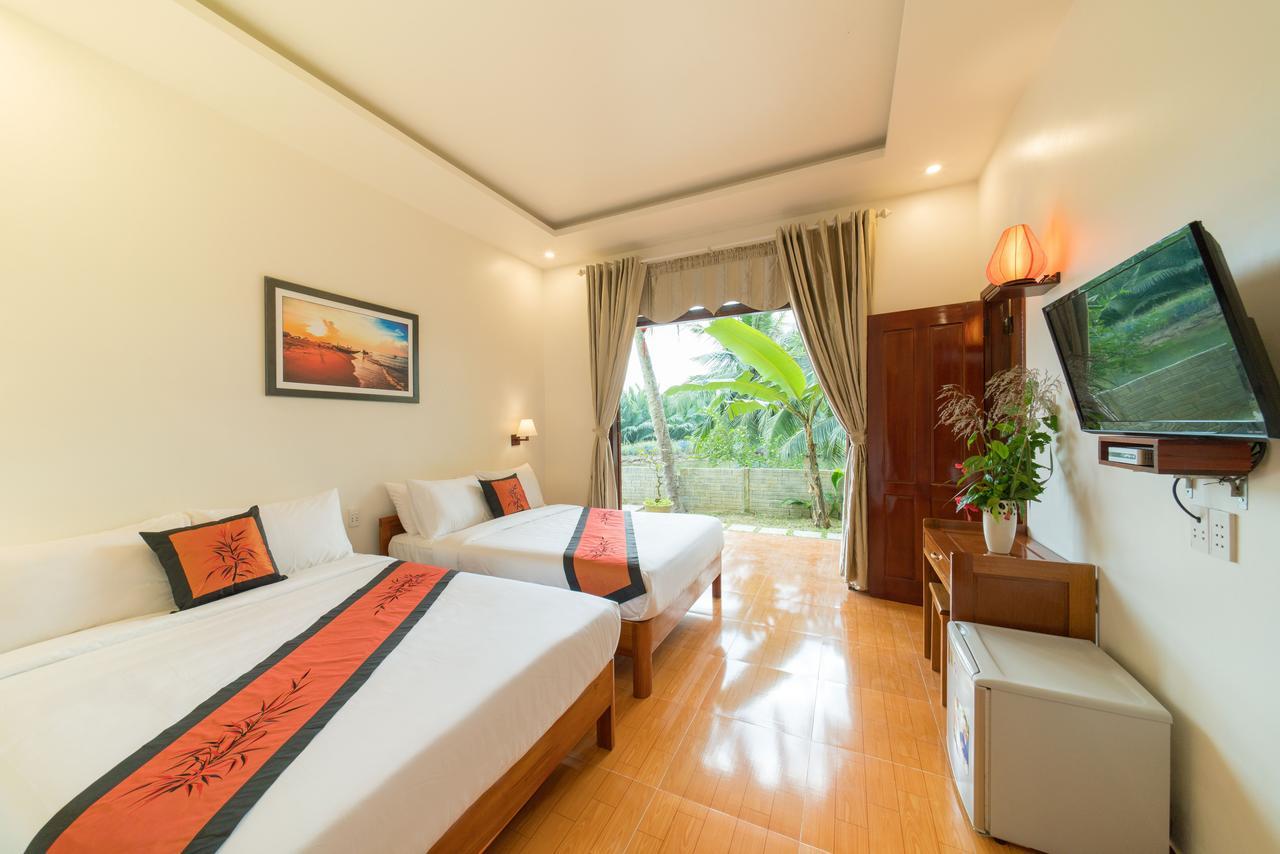 Lakeview Villa Homestay Хойан Экстерьер фото
