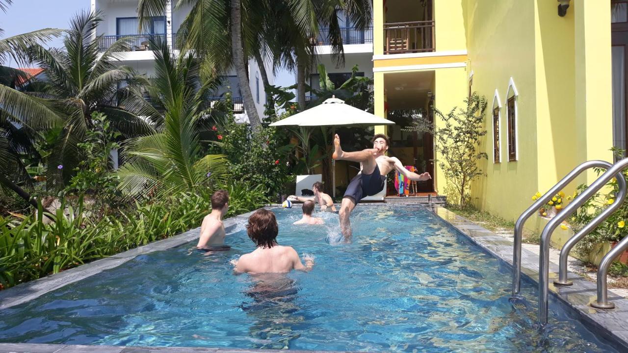 Lakeview Villa Homestay Хойан Экстерьер фото